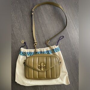 NWOT Tory Burch Kira Quilted Camera Bag